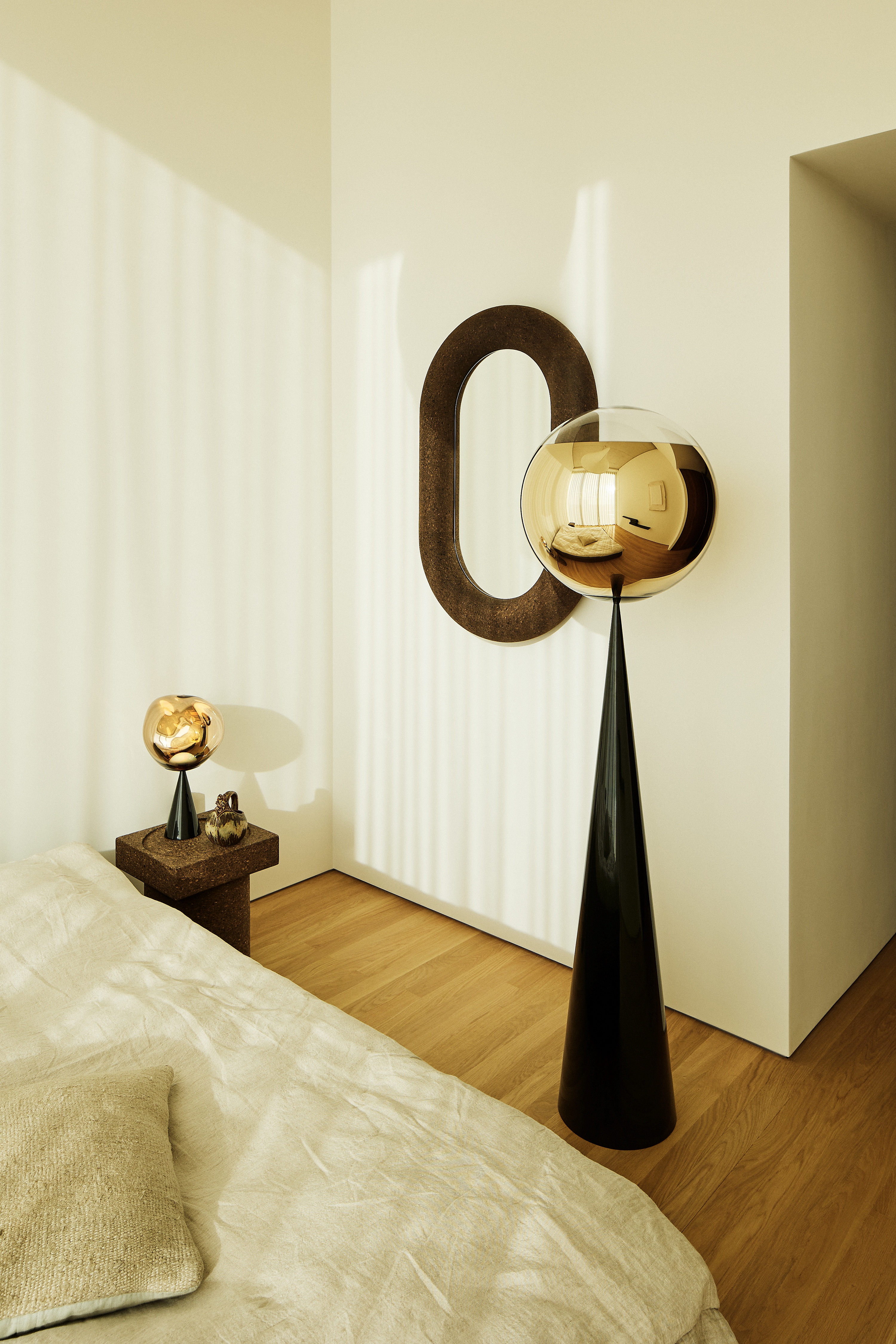 Tom Dixon Mirrorball Stehleuchten groß und klein in Gold